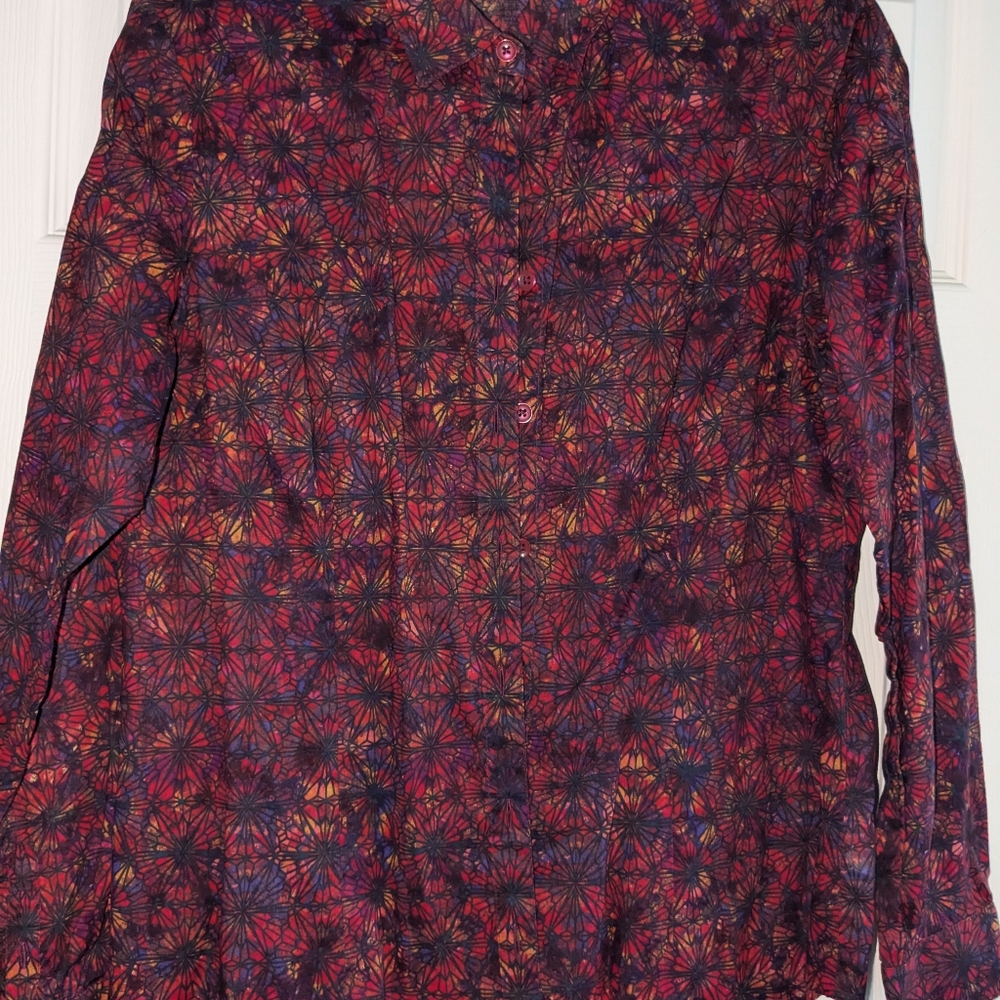 Beautiful Coldwater Creek Button Down Shirt Size Medium 10-12 No Iron
